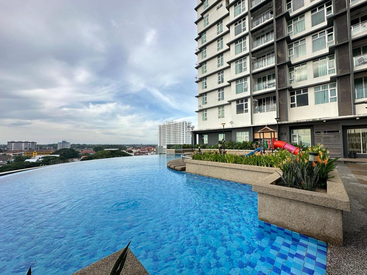 Cahaya Qaira Homestay @ D'Perdana Kota Bharu Exterior foto